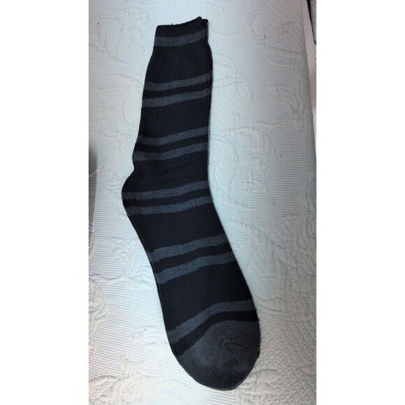 TUMI for Delta Hard Case Shell Toiletry Cosmetic Travel Kit Unused 11 Items - Picture 6 of 12